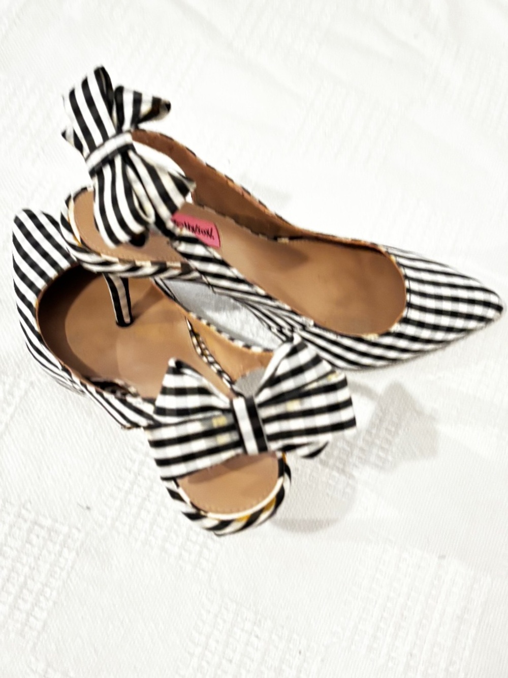 Betsey Johnson Women’s Strappy Sandals With Bow Gingham Black /White Sz 7M